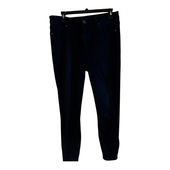 PAIGE Hoxton skinny jeans in a dark wash. size 31 - Picture 2 of 4
